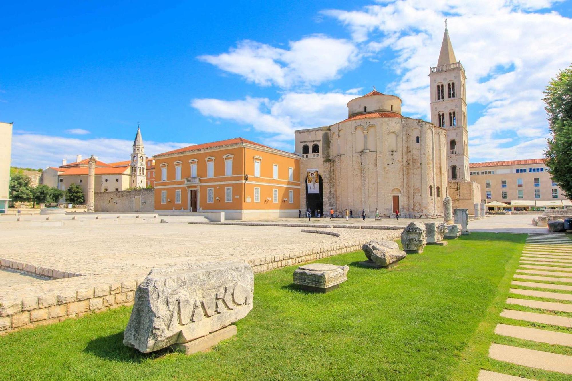 Sea Organ 1 & Garage For Free - Oldtown Zadar